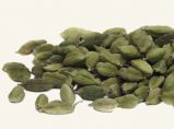 Cardamom in der Schale ganz, grün